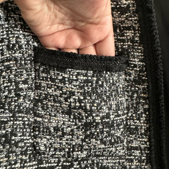 Tommy Hilfiger Size 4 Black White Grey Red Inner Lining + Black Lining - Picture 5 of 11